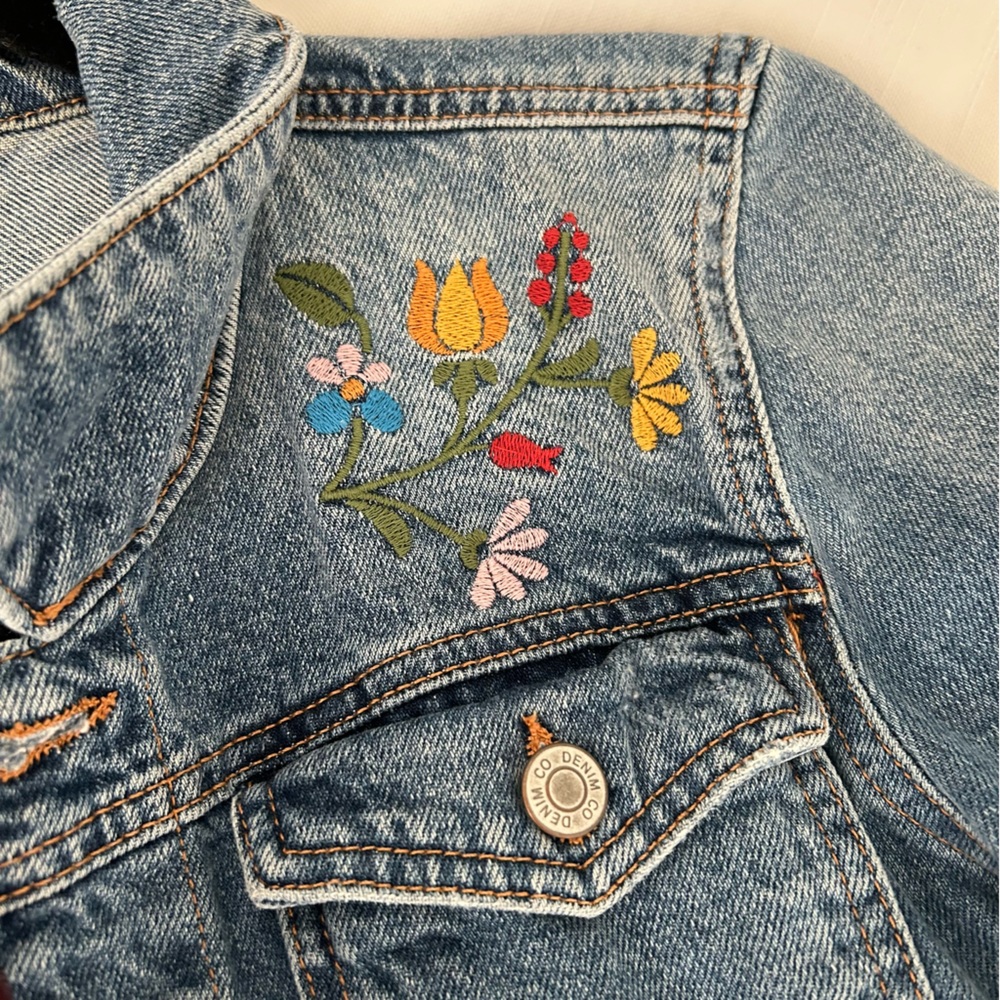 Floral Embroidered Denim Jacket - Picture 6 of 6